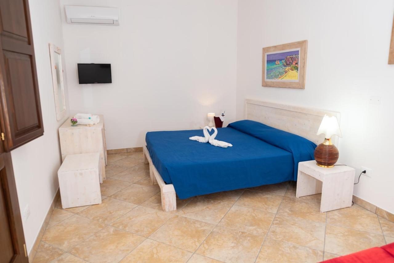 Agriturismo Villa Tommaso Torre dell'Orso Buitenkant foto