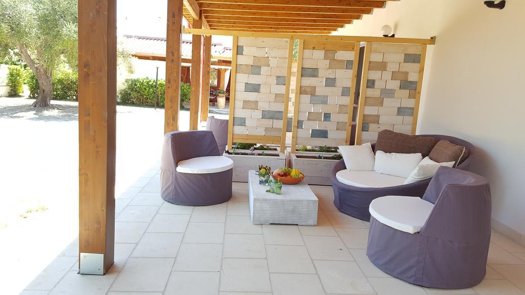 Agriturismo Villa Tommaso Torre dell'Orso Buitenkant foto